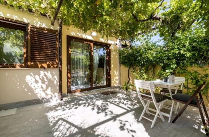 Casa Aurora Apartment Capitana Luaran gambar